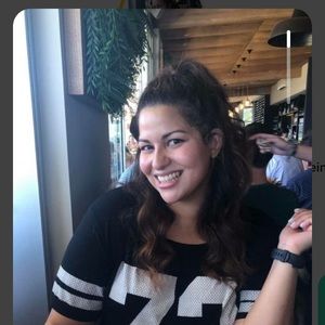 Meet your Posher, Jade